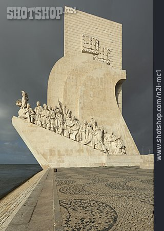 
                Lissabon, Padrão Dos Descobrimentos, Denkmal Der Entdeckungen                   