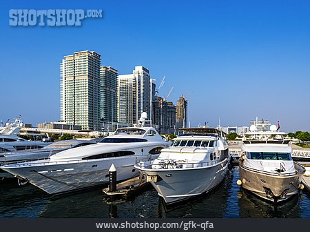 
                Dubai, Yachthafen                   