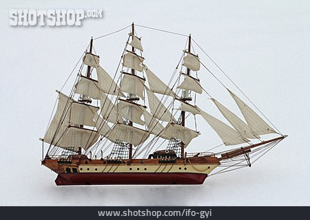 
                Modell, Segelschiff                   