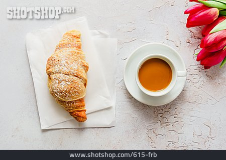 
                Kaffee, Croissant, Petit Déjeuner                   
