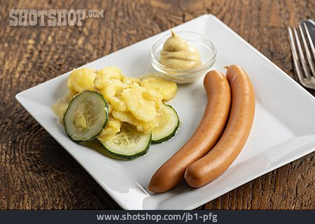
                Kartoffelsalat, Imbiss, Wiener Würstchen                   