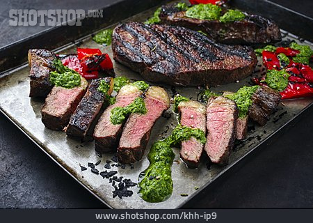 
                Rindersteak, Chimichurri, Picanha                   