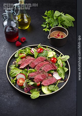 
                Salat, Sirloin Steak                   