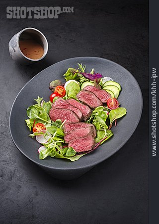 
                Salat, Abendessen, Rinderfilet                   