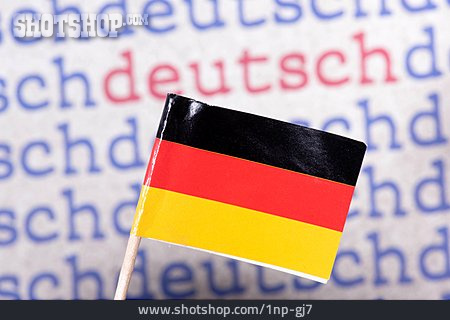 
                Deutschland, Deutschlandflagge, Deutschkurs                   