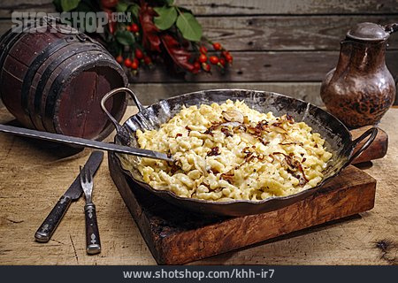 
                Rustikal, Mittagessen, Käsespätzle                   