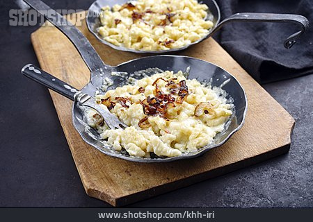 
                Mittagessen, Käsespätzle                   