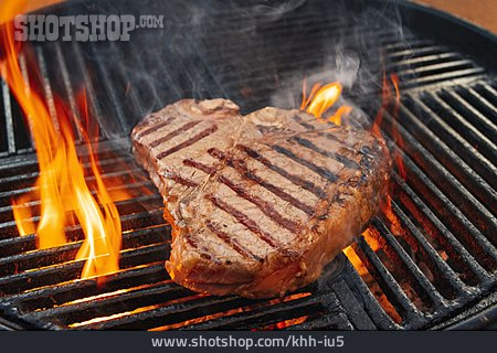 
                Rindersteak, Grillsteak, Porterhouse-steak                   