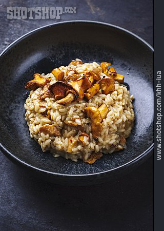 
                Reisgericht, Risotto, Risotto Con Finferli                   