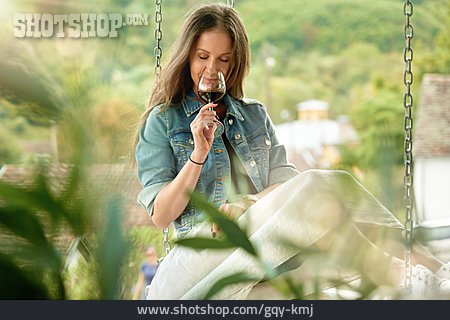 
                Sommer, Genießen, Rotwein                   