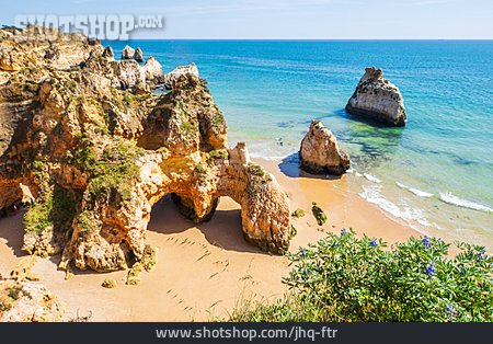 
                Küstenlandschaft, Algarve, Praia Dos Três Irmãos                   