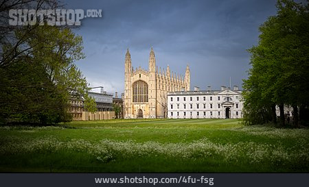 
                Cambridge, King's College Chapel                   