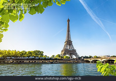 
                Paris, Eiffelturm                   