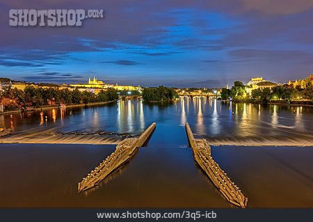 
                Prag, Stromschnelle, Moldau                   