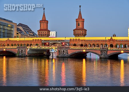 
                Berlin, Oberbaumbrücke                   