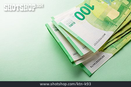 
                Geldscheine, 100 Euro, Gespartes                   