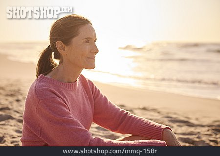 
                Frau, Glücklich, Meer                   