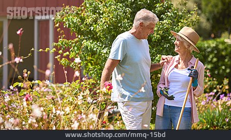 
                Glücklich, Gartenarbeit, Seniorenpaar                   