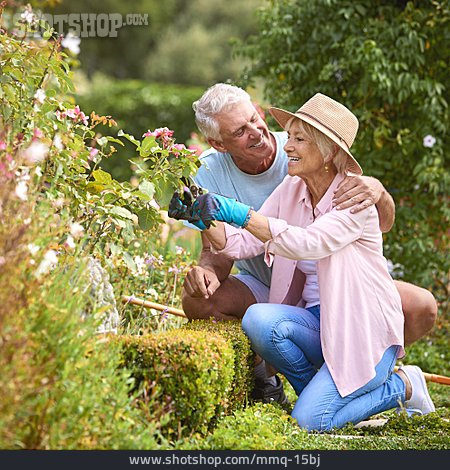 
                Garten, Verliebt, Seniorenpaar                   