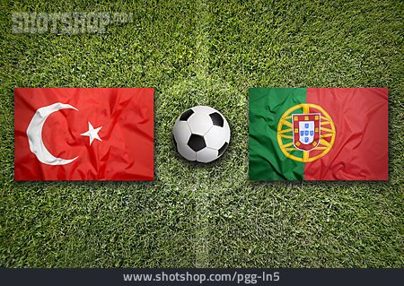 
                Fußball, Europameisterschaft, Portugal, Türkei                   