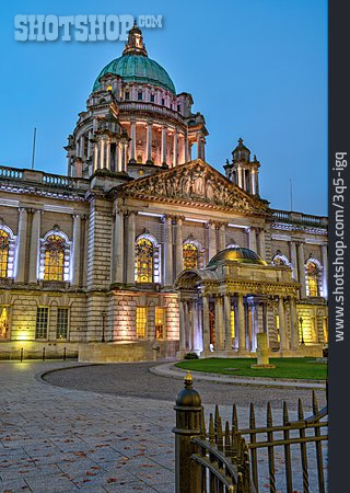 
                Belfast City Hall                   