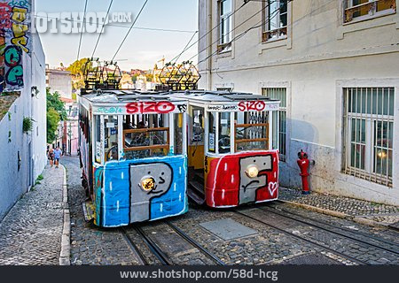 
                Lissabon, Standseilbahn, Elevador Da Glória                   