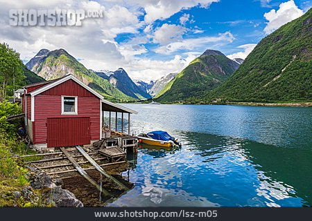 
                Holzhütte, Fjærland, Fjærlandsfjord                   