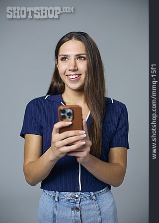 
                Junge Frau, Schreiben, Smartphone                   