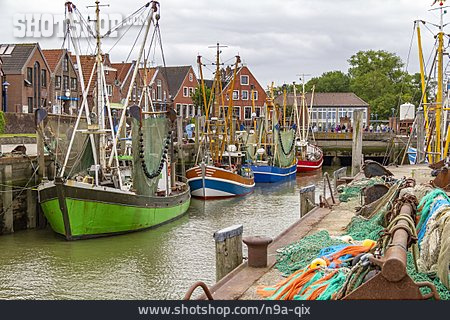 
                Hafen, Fischkutter, Neuharlingersiel                   