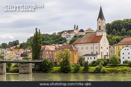 
                Passau, Inn, St. Gertraud                   