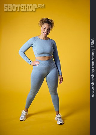 
                Sportlich, Plus-size-model                   