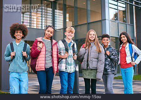 
                Schüler, Gruppenbild, Multiethnisch                   