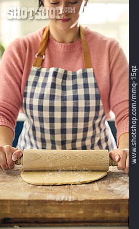 
                Backen, Teig, Ausrollen                   