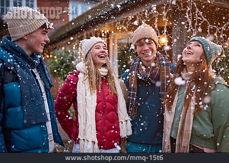 
                Glücklich, Freunde, Schneeflocken                   