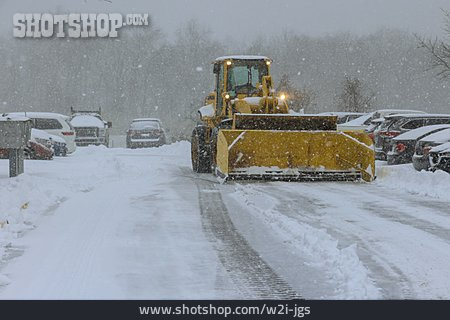 
                Winter, Straße, Winterdienst, Schneeräumung                   