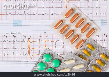 
                Behandlung, Medikamente, Blutdruck, Kardiogramm                   