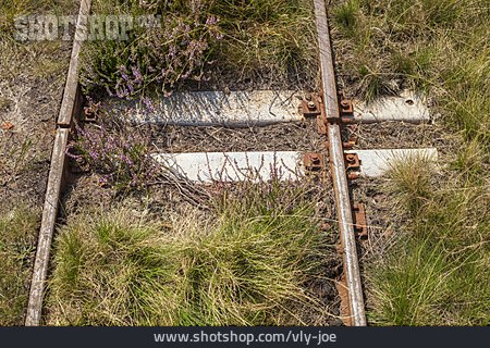 
                Bahngleis, Bahnschwelle, Gleisbettung                   